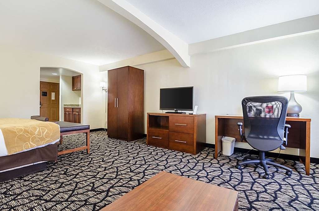 Comfort Suites Innsbrook Short Pump - photo 18