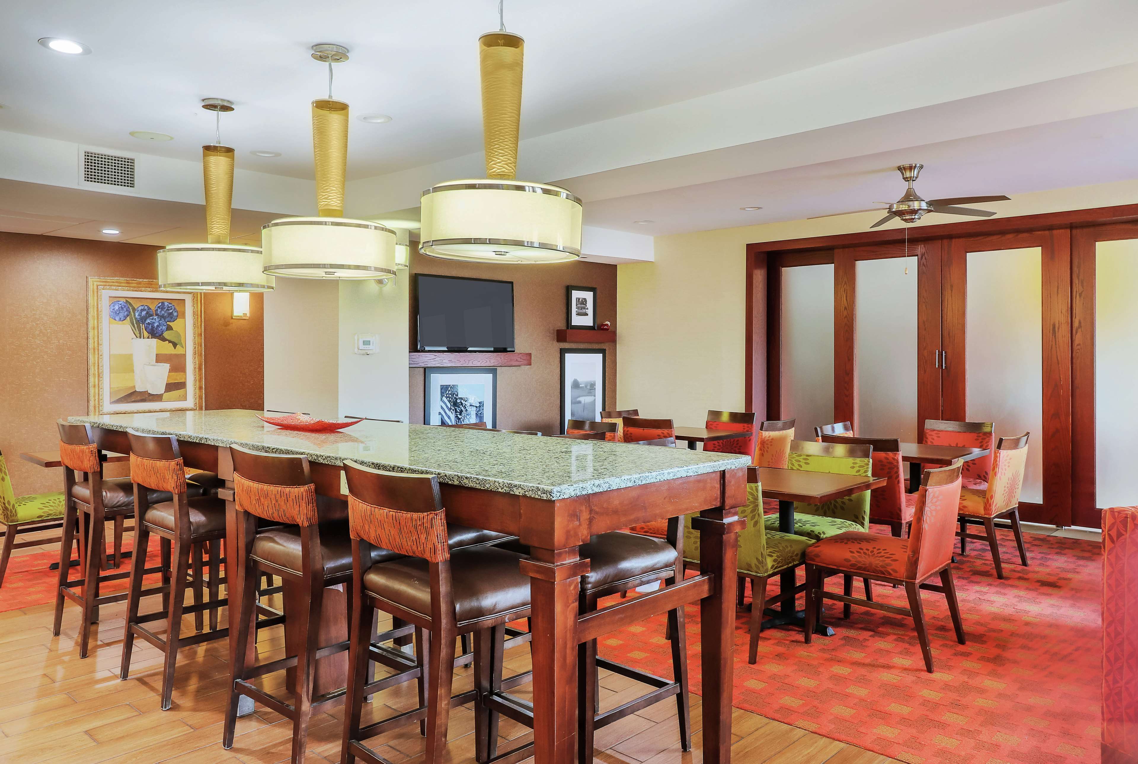 Hampton Inn Heath Newark - photo 6