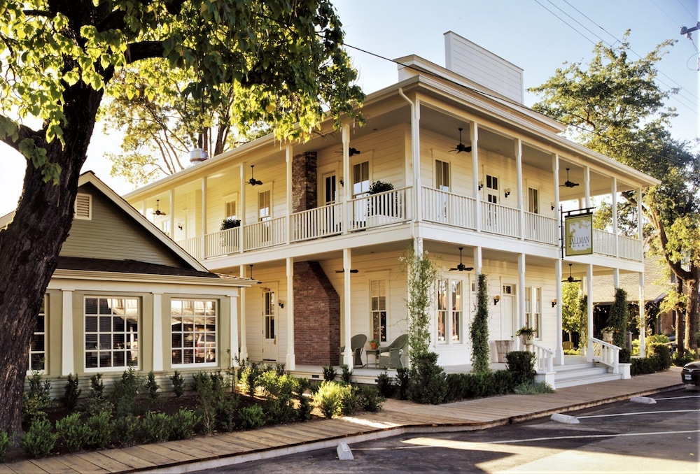 Tallman Hotel - last minute hotel in Upper Lake