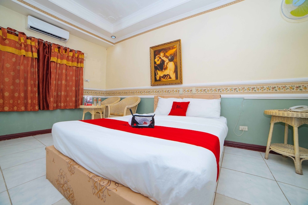 RedDoorz @ Fields Avenue Angeles City in Angeles City, Philippines