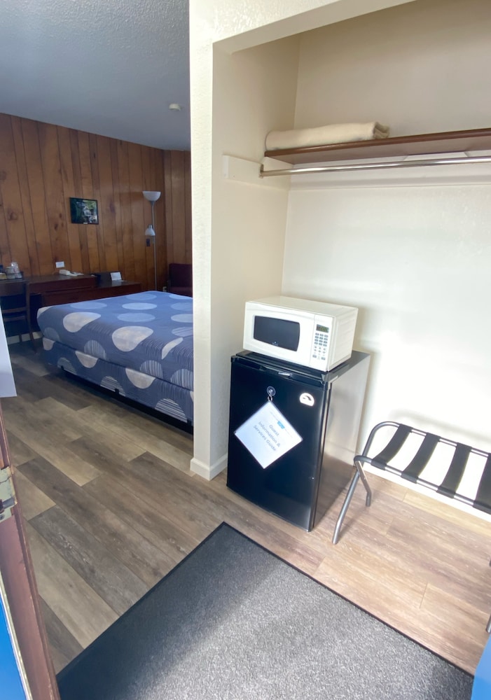 Waterway Inn - photo 6