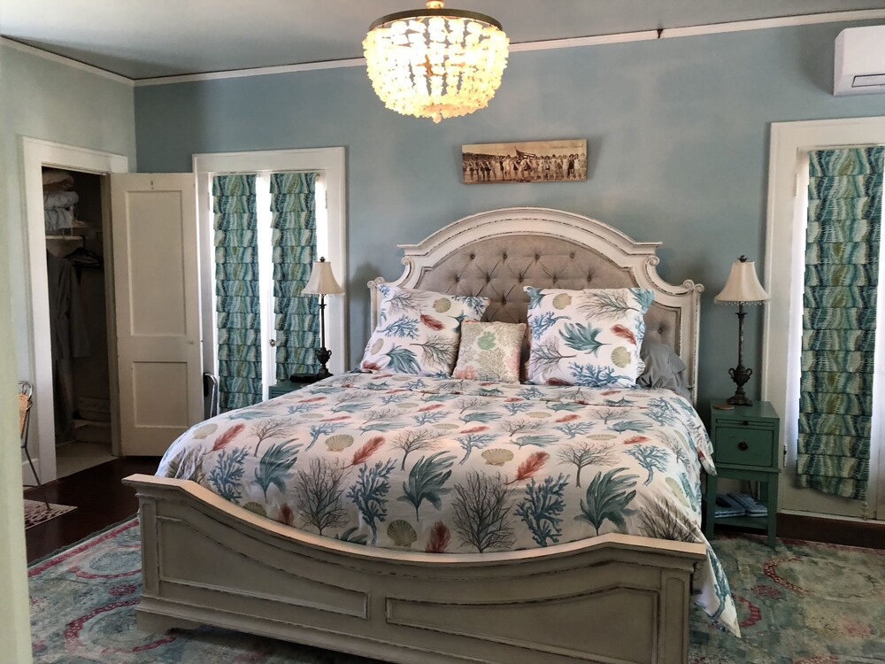 Avenue O Bed & Breakfast - photo 10