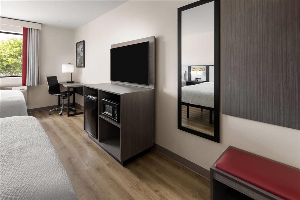 Ramada by Wyndham York Harrisburg Hershey - photo 18