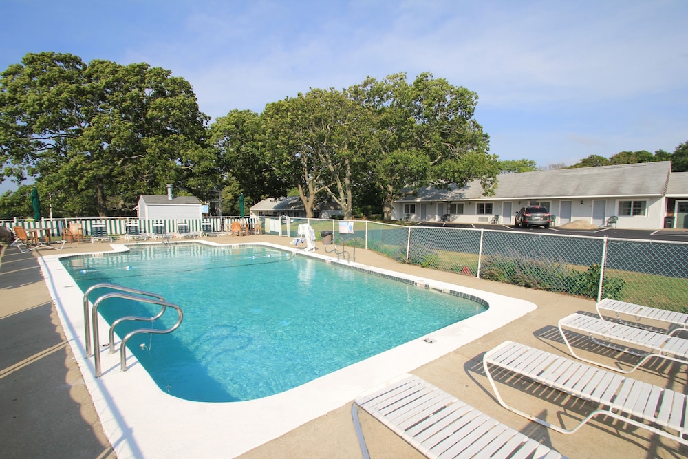 Skaket Beach Motel - photo 21