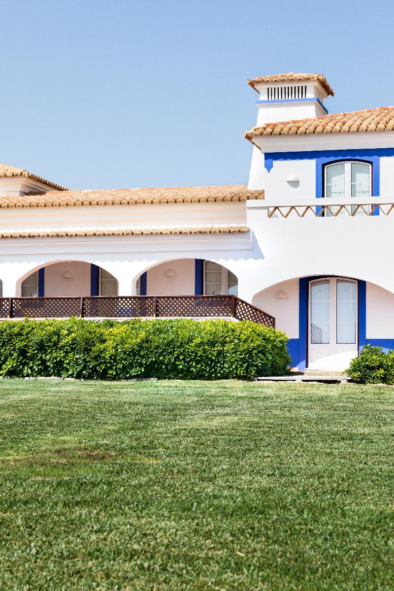 Shantivillas Malhão — 4-Star Luxury Hotel in Paderne, Portugal