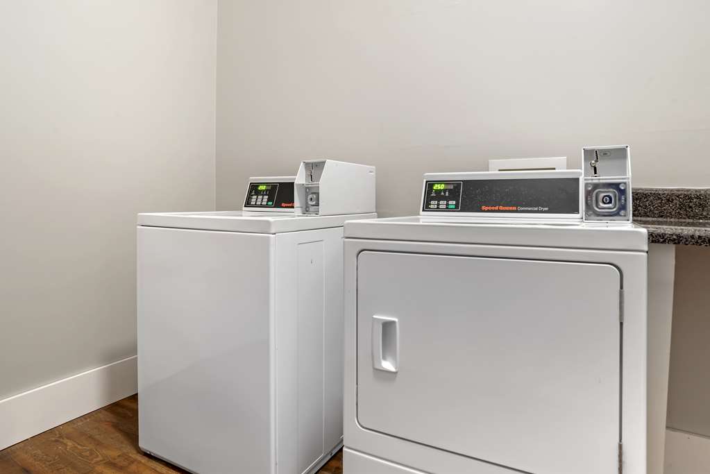 Best Western Plus Two Rivers Hotel & Suites - photo 29