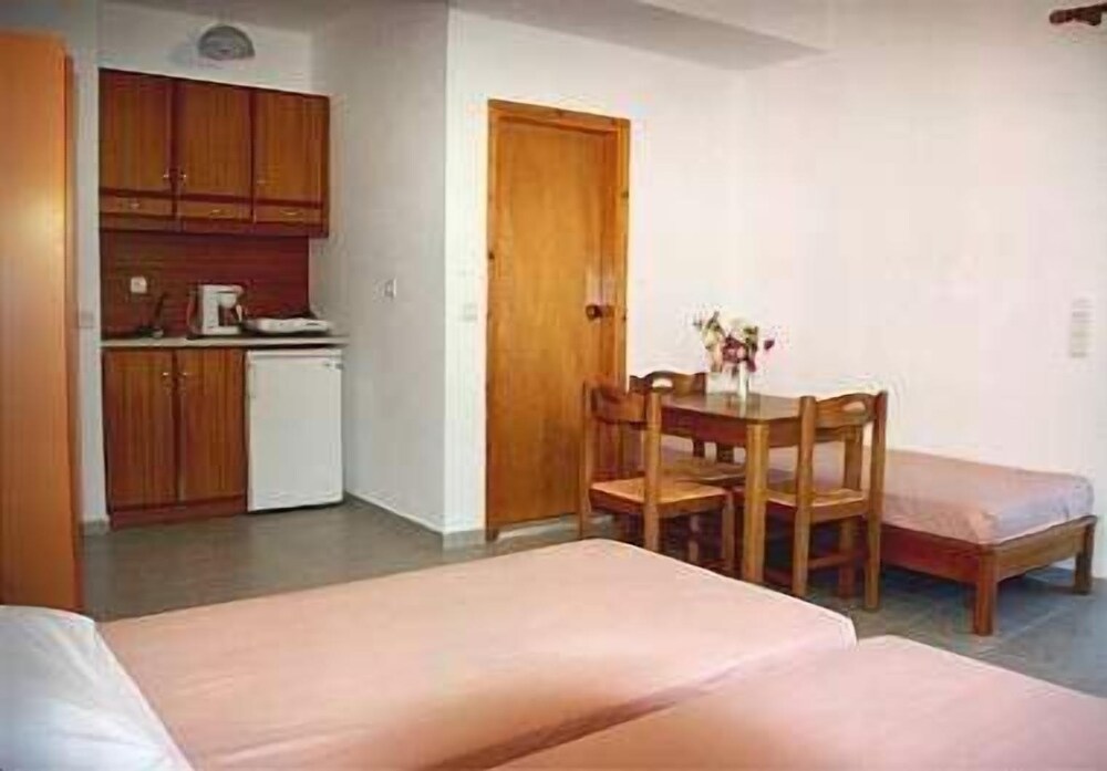 Nebo Hotel — Katerini — photo 5