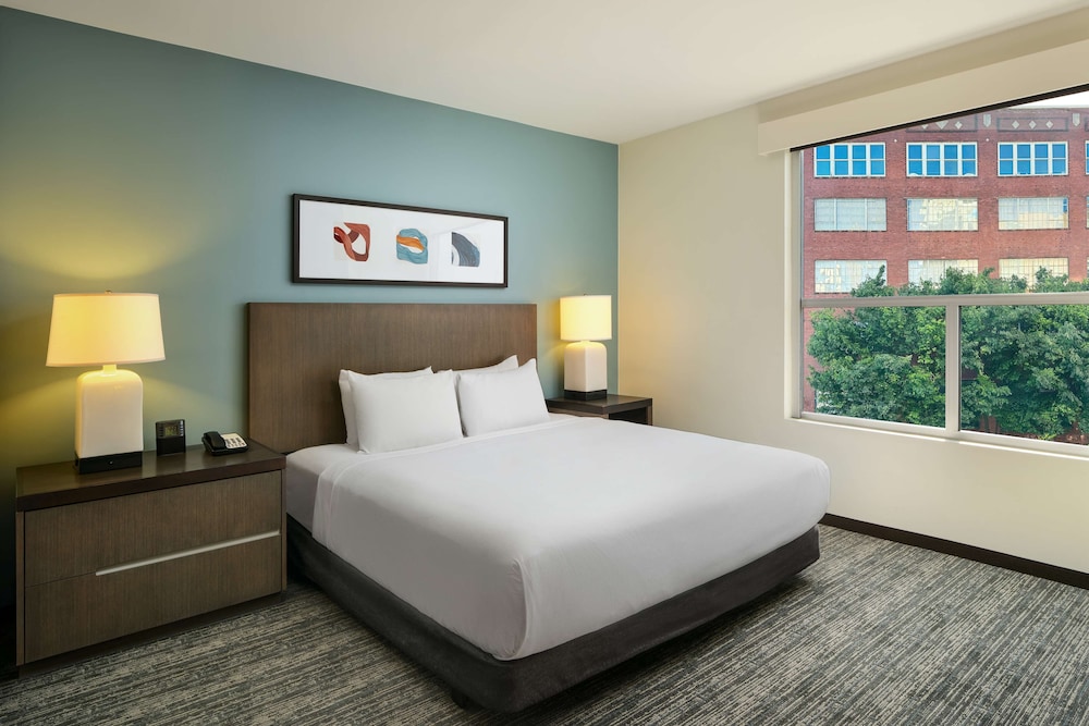 Hyatt House Atlanta Downtown - photo 13