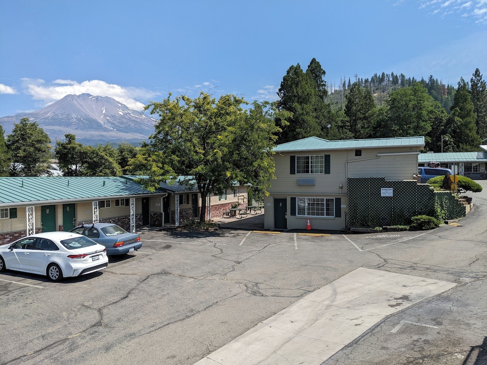 Hi Lo Motel Cafe and RV Park - photo 46