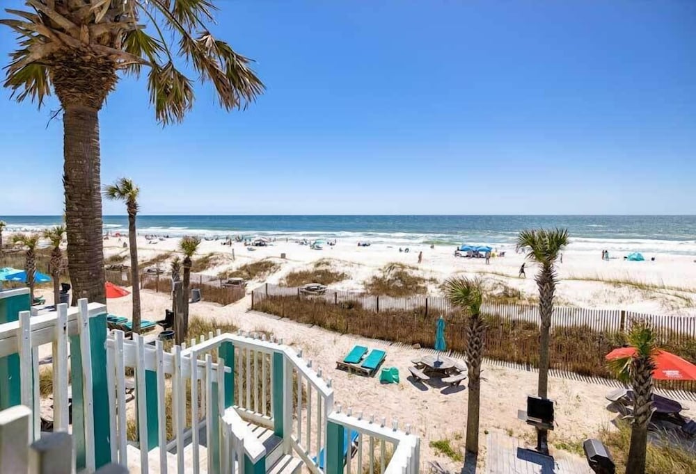 Sandpiper Beacon Beach Resort - photo 456