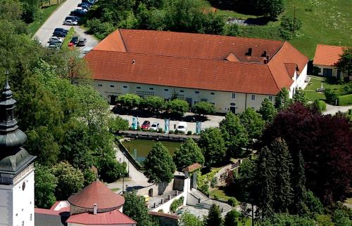 Schlossbrauerei Weinberg Erste Oo Gasthausbrauerei — Leonding