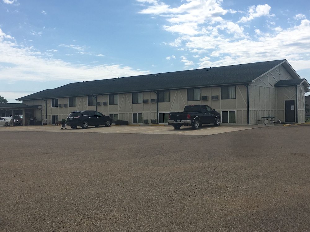 Mobridge Kountry Inn - photo 19