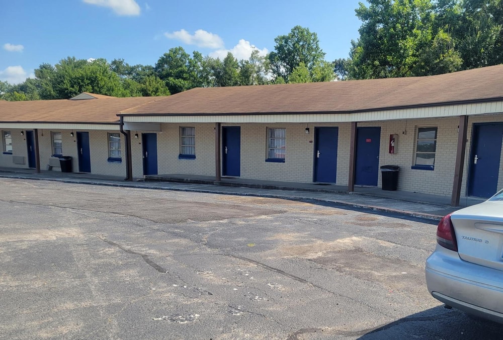Williamston Inn - photo 21