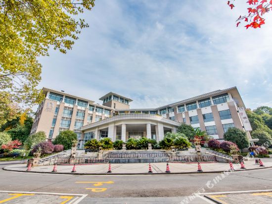 Banshan Hotel - last minute hotel in Yichang