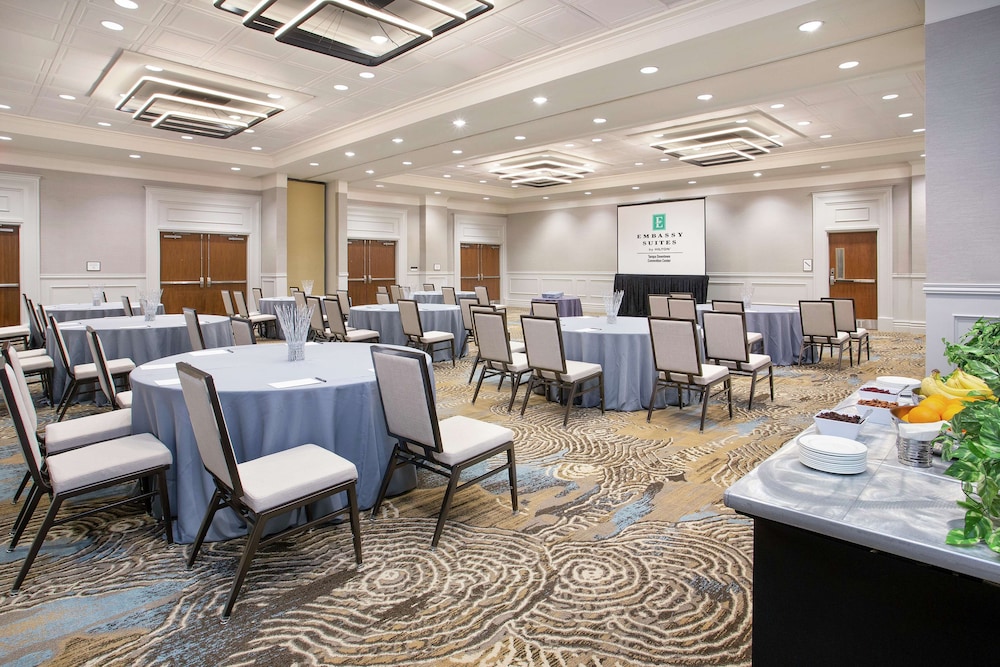 Embassy Suites by Hilton Tampa Downtown Convention Center - photo 90