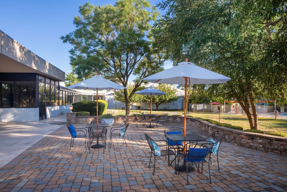 DoubleTree by Hilton Cherry Hill Philadelphia - photo 40