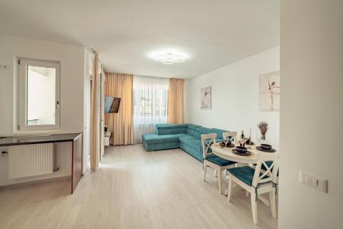Cozy Apartments at Q Residence Palas Iasi — 4-Star Luxury Hotel in Harlau, Romania