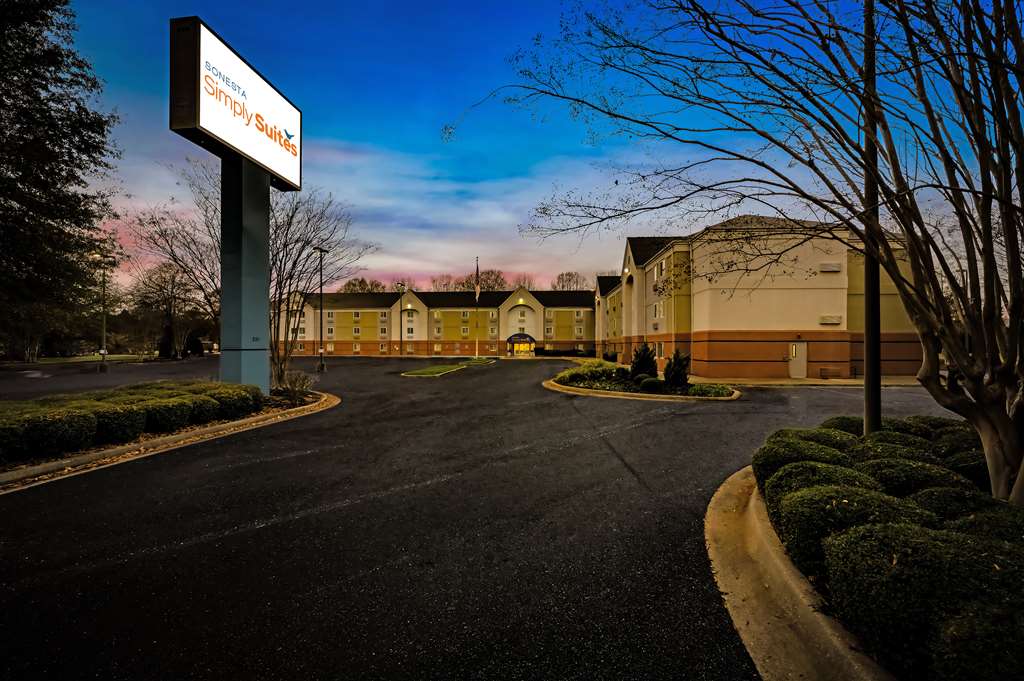Sonesta Simply Suites Huntsville Research Park - photo 33