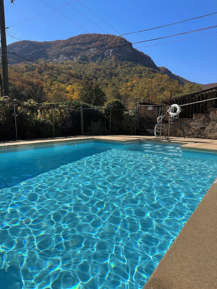 The Chimney Rock Inn & Cottages - photo 121