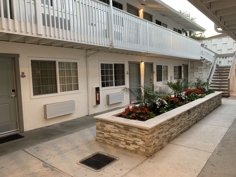 Stargazer Hotel - photo 42