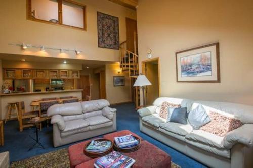 Townsend Place in Beaver Creek VIllage — 4-Star Luxury Hotel in Beavercreek, United States