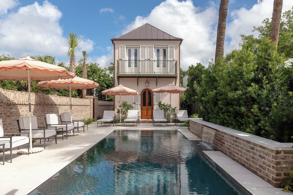 86 Cannon Charleston Adults Only in Charleston, United States