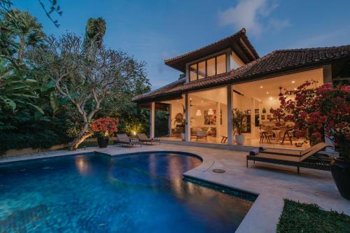 Villa Delapan Seminyak — 4-Star Luxury Hotel in Seminyak, Indonesia