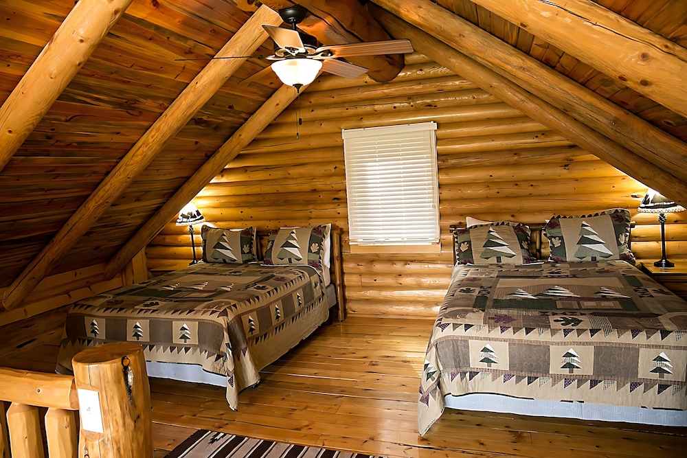 Holy Smoke Resort - photo 15