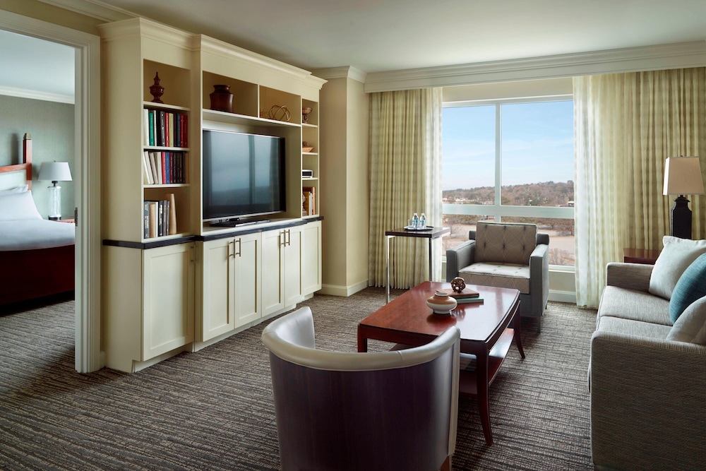 Marriott Macon City Center - photo 10