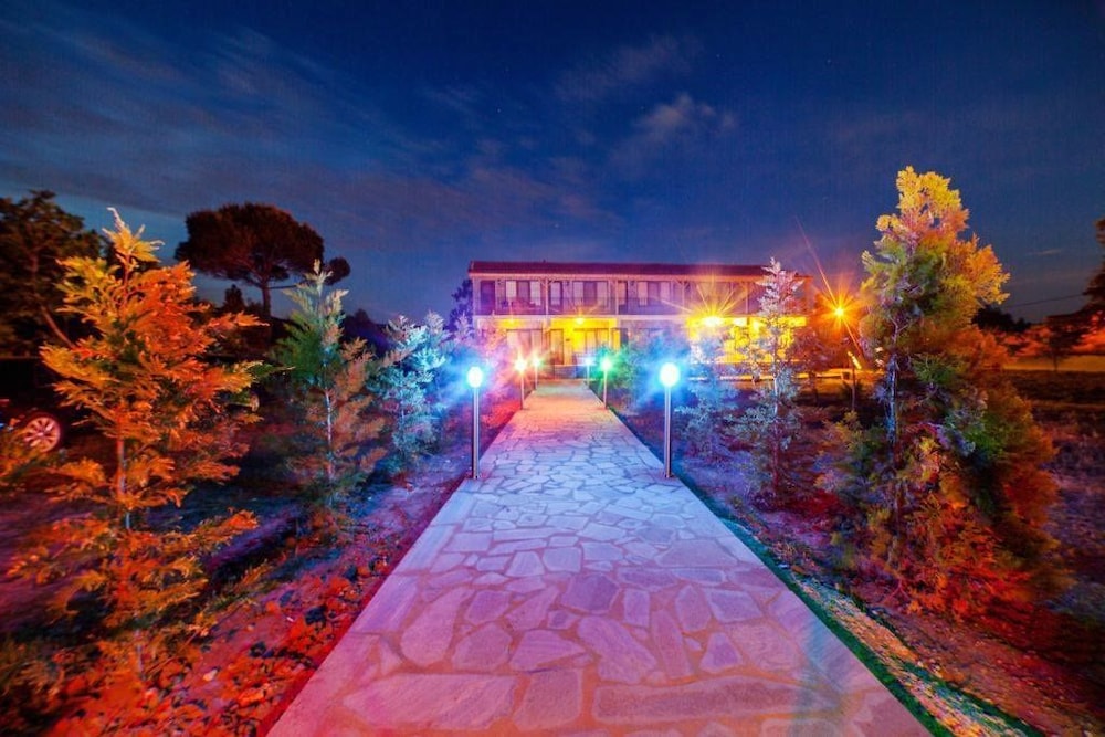 Sivrice Faros Butik Hotel — hotel in Ayvacik
