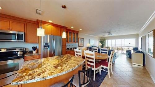Crescent Royale Condominiums 507 — 4-Star Luxury Hotel in Siesta Key, United States