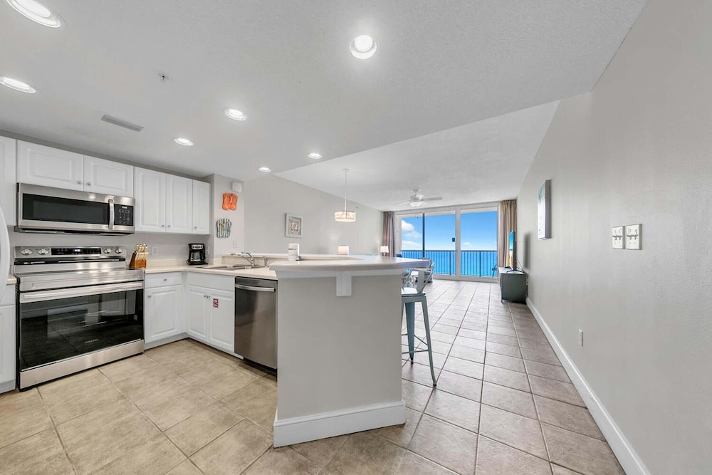 Majestic Beach Towers 2 1803 - photo 12