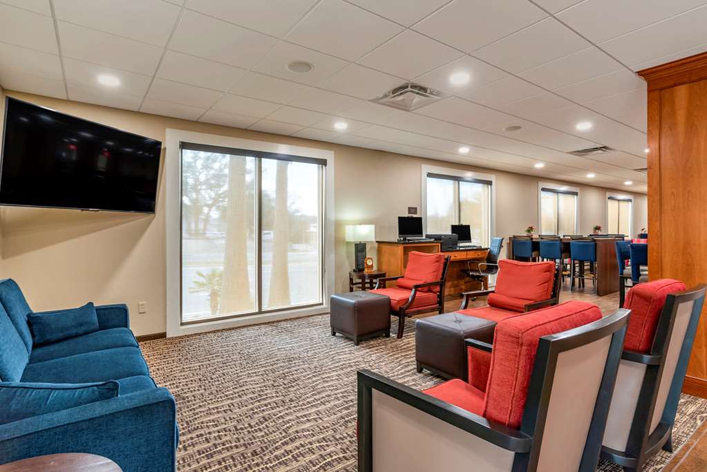 Comfort Suites Niceville Near Elgin Air Force Base - photo 17