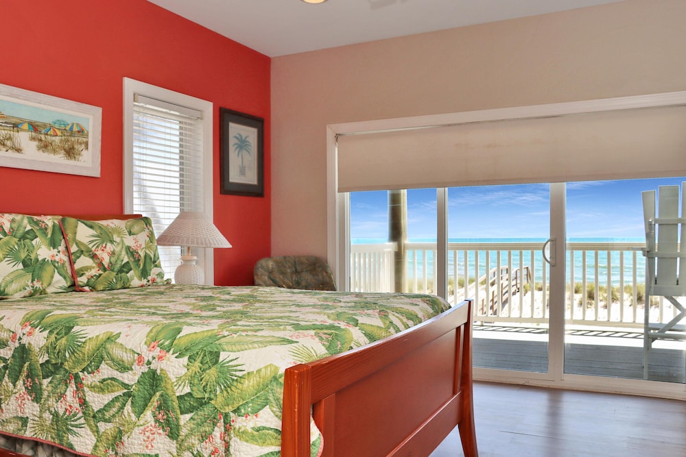 Villa del Sol by Pristine Property Vacation Rentals — 4-Star Luxury Hotel in Port Saint Joe, United States
