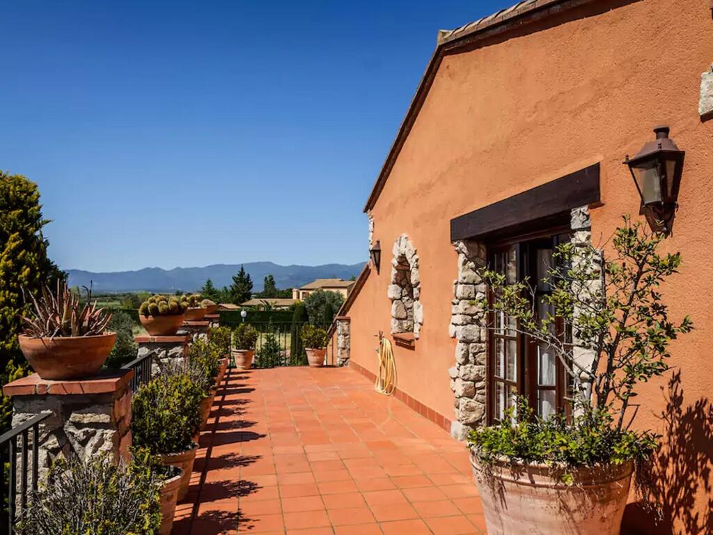 Peralada Home with Private Pool — 4-Star Luxury Hotel in Peralada, Spain