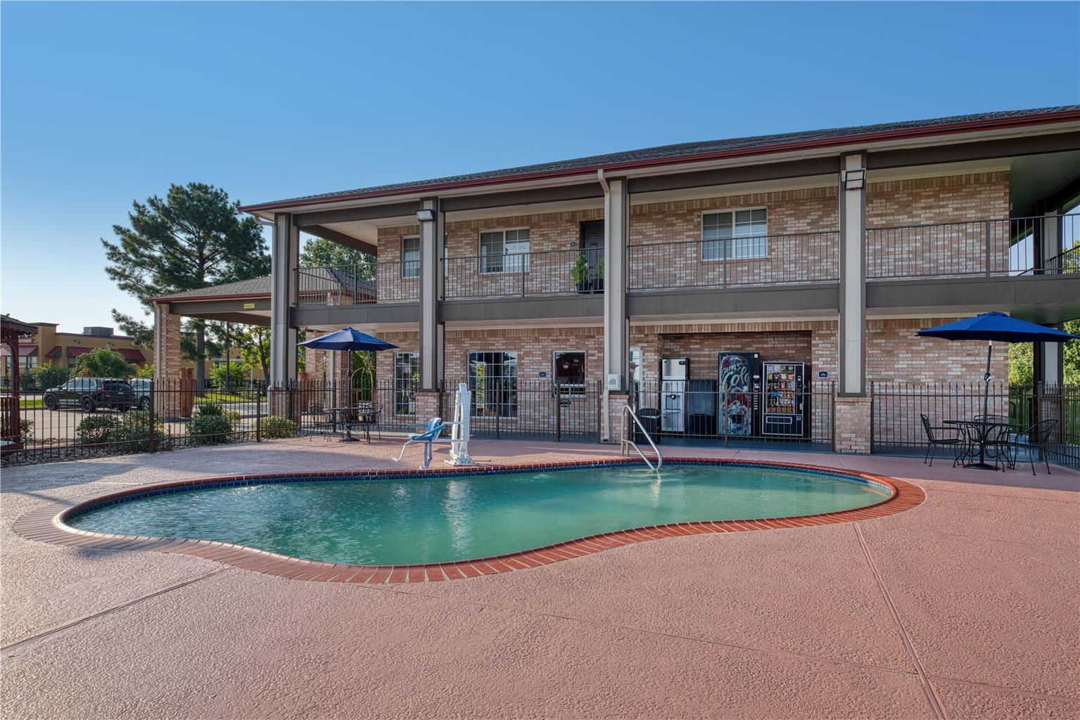 Best Western Lake Conroe Inn - photo 26
