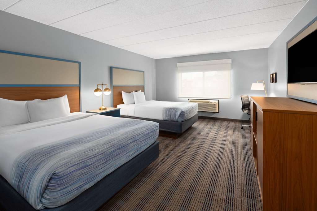 AmericInn by Wyndham North Branch - photo 21