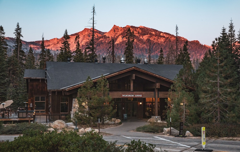 Wuksachi Lodge - featured photo