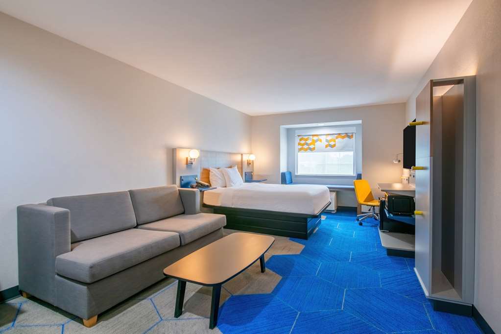 Microtel Inn & Suites by Wyndham Anderson Clemson - photo 33