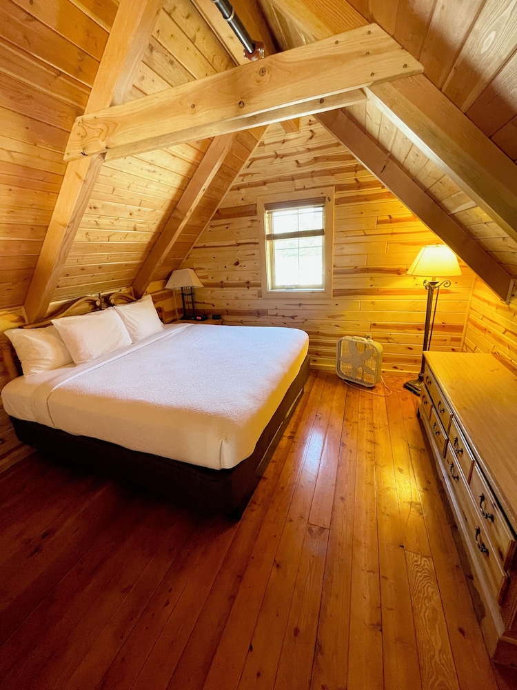Cabins of Mackinaw - photo 14