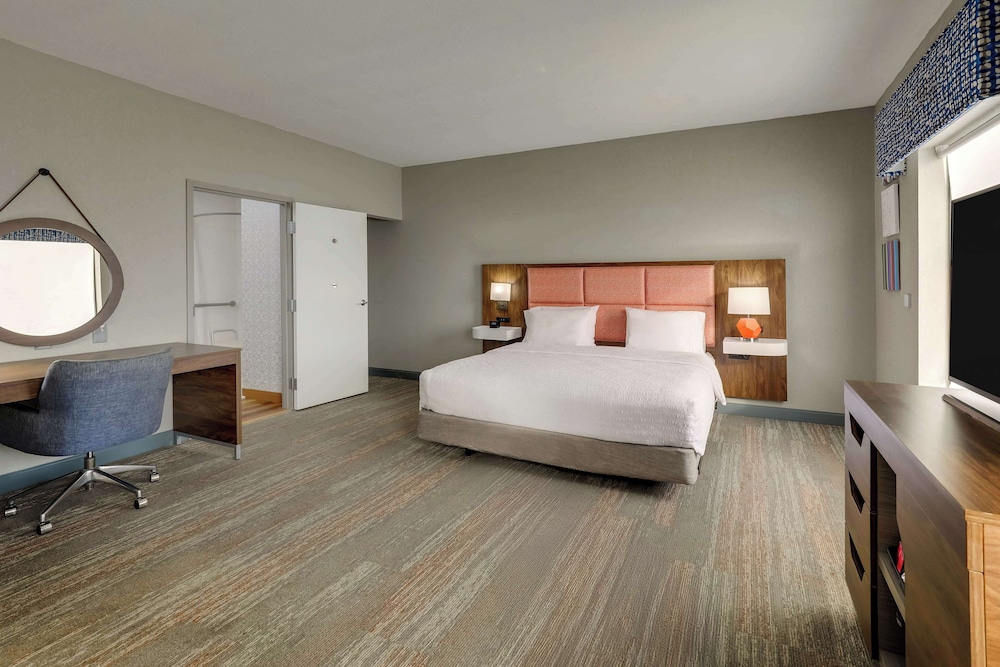 Hampton Inn & Suites St. Louis Edwardsville - photo 27