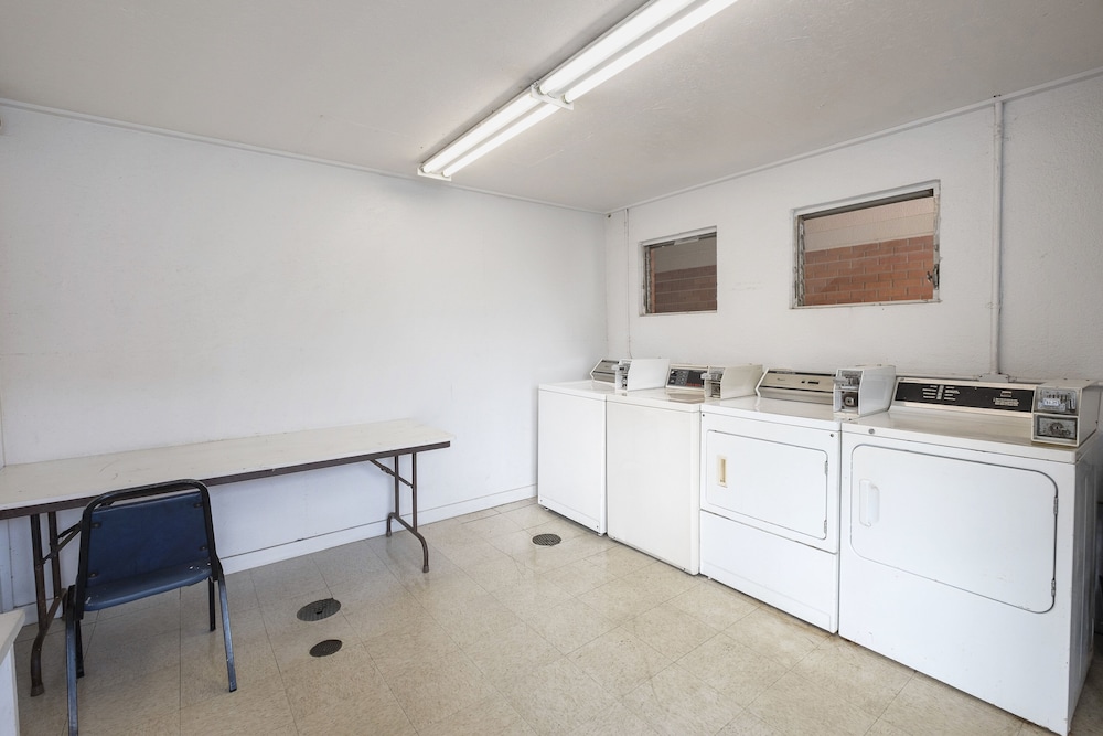 Red Roof Inn Meridian - photo 26