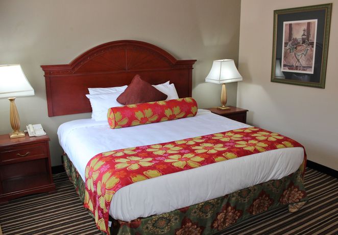 Rodeway Inn & Suites Columbia