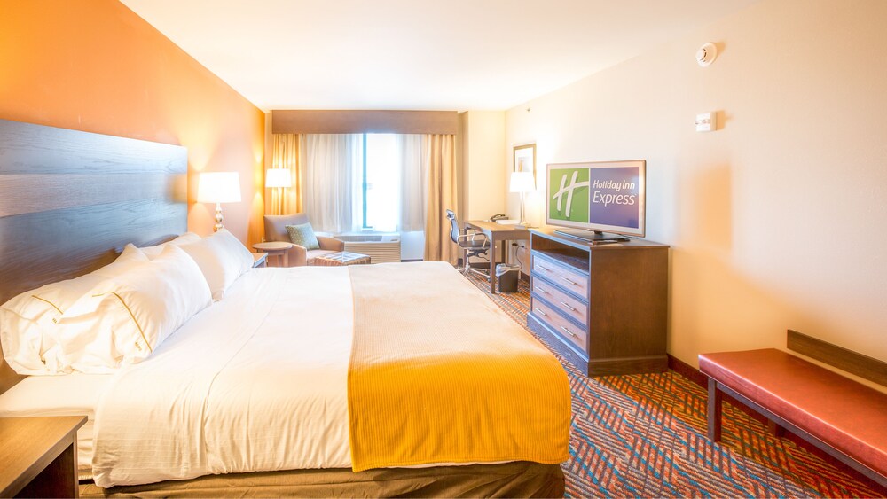 Holiday Inn Express Wichita South by IHG - photo 3