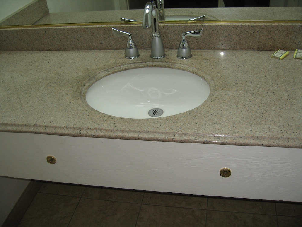 Royal Inn Motel Long Beach - photo 29