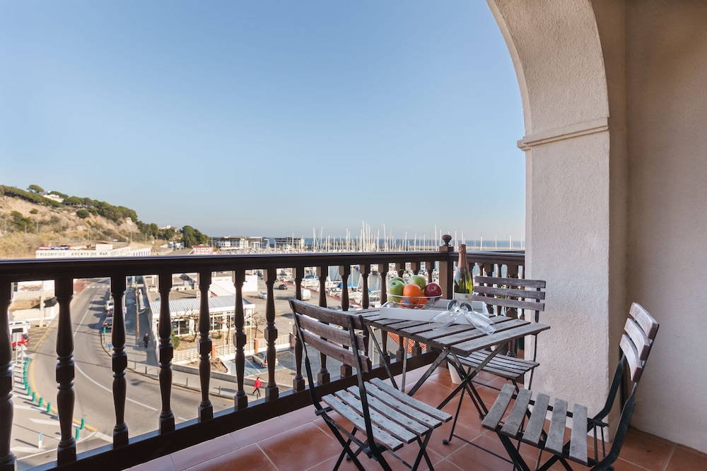 Apartment Arenyslux 2 9425324 — Arenys De Mar