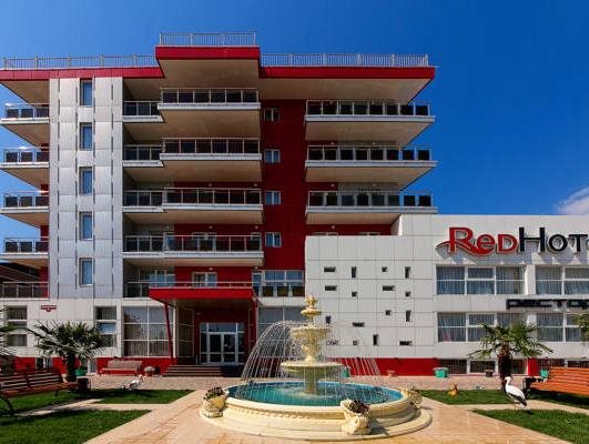 Red Hotel - carbon neutral hotel in Anapa