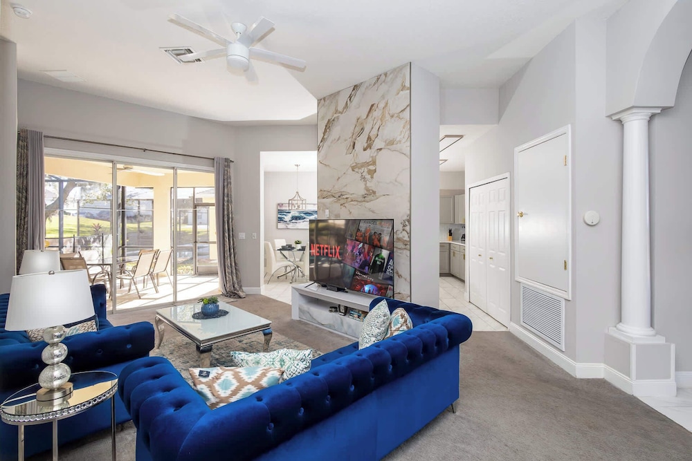 Silver Lining Luxury For 10 — Haines
