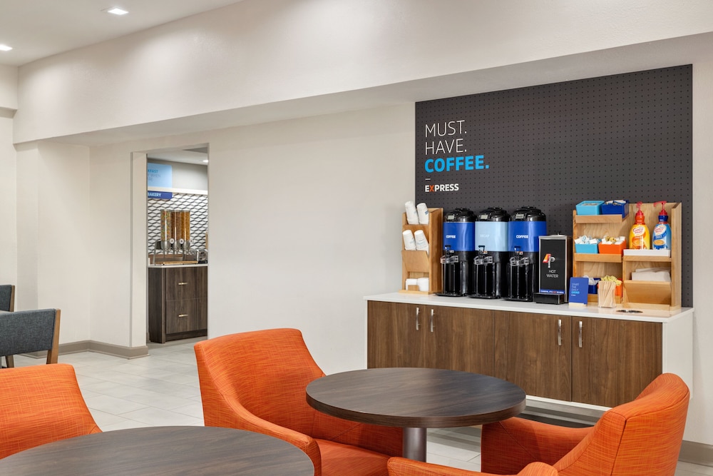 Holiday Inn Express & Suites Opelousas by IHG - photo 30