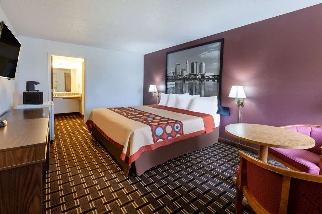 Super 8 by Wyndham Newcomerstown - photo 4